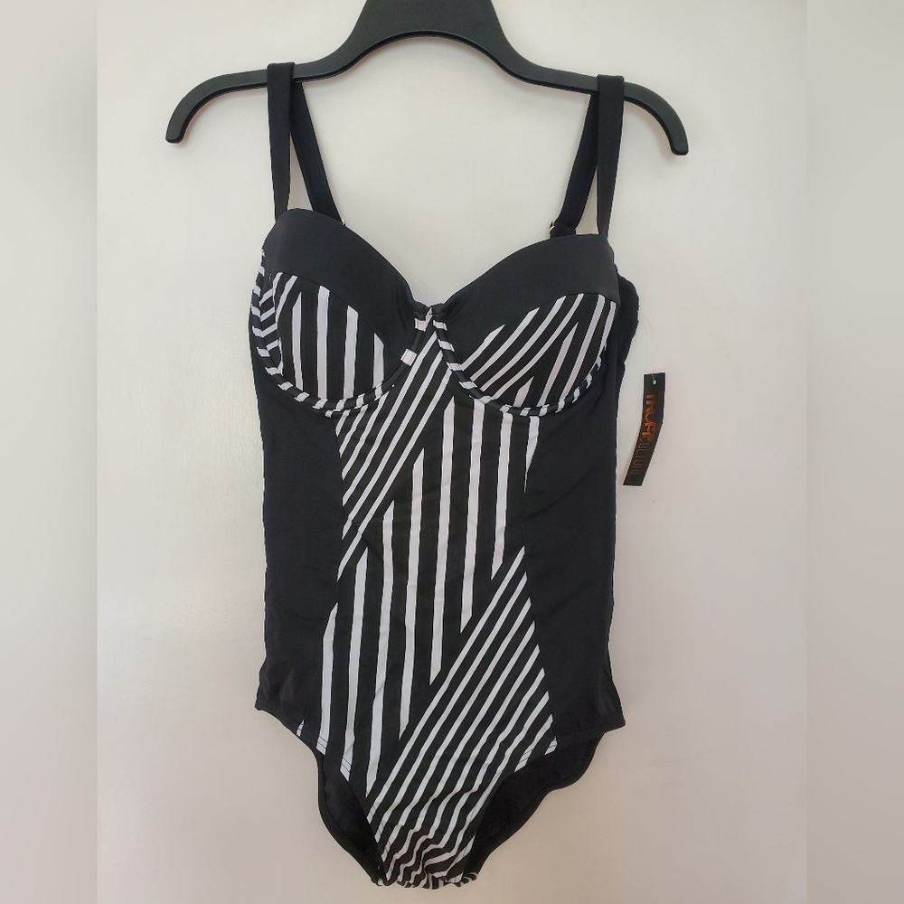 Swimsuits For All Striped Underwire One Piece Swimsuit Sz 10